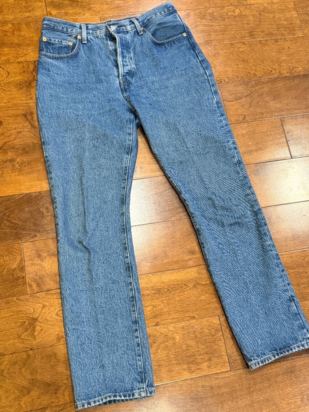 Levi's Premium 501 Button Fly Straight Leg Jeans Mens 30x29 Medium Wash Denim